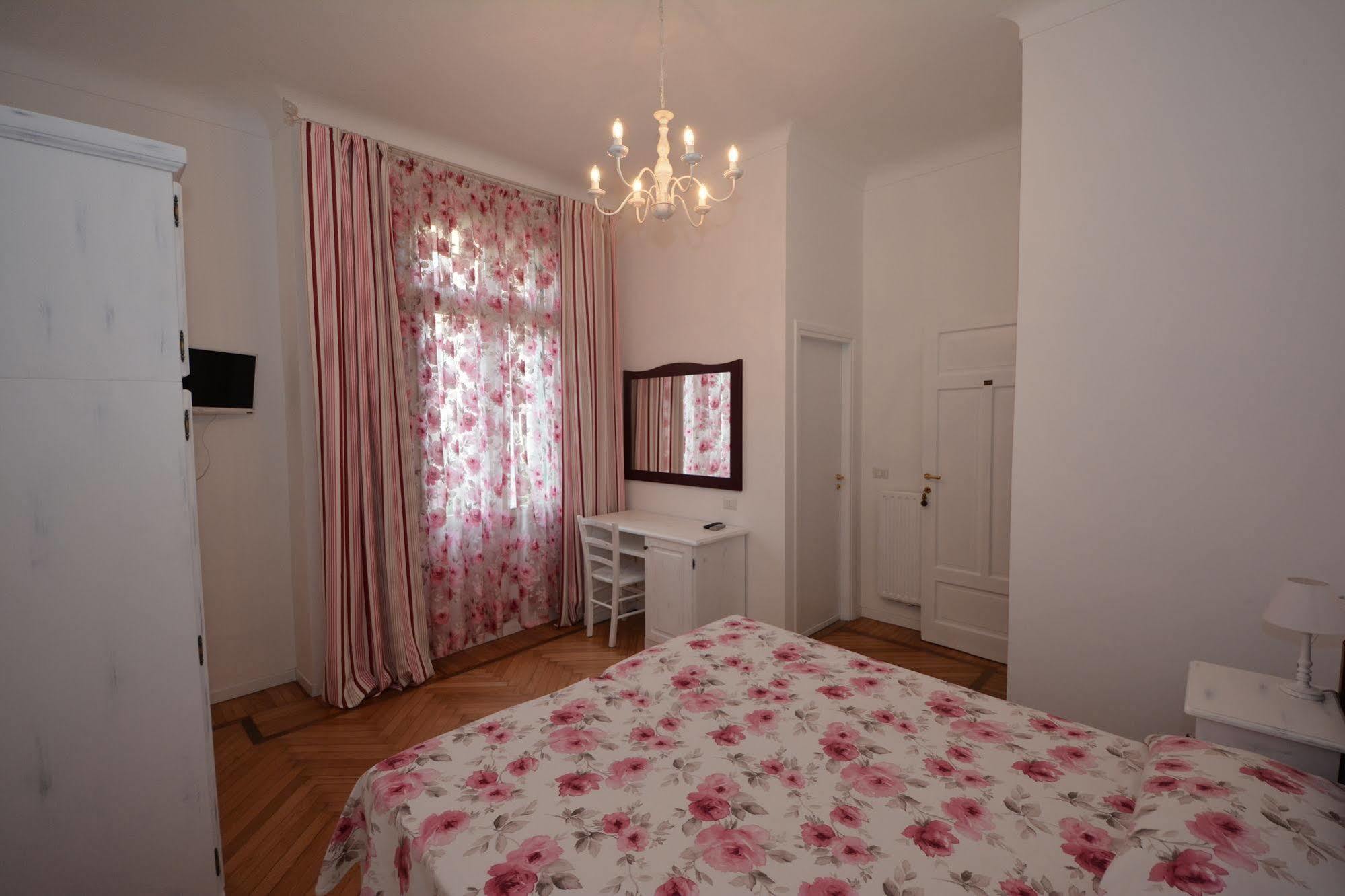 Hotel La Scogliera Bordighera Luaran gambar